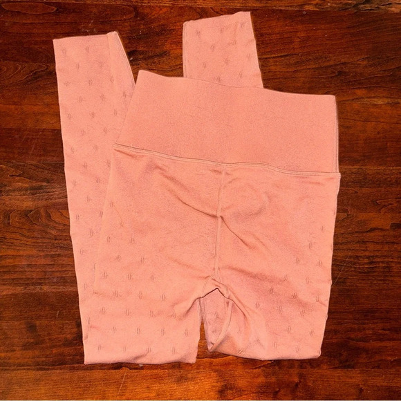 Fabletics Sculptknit High Waisted 7/8 Leggings - Picture 4 of 7